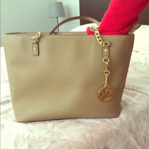 Authentic Micheal Kors Purse